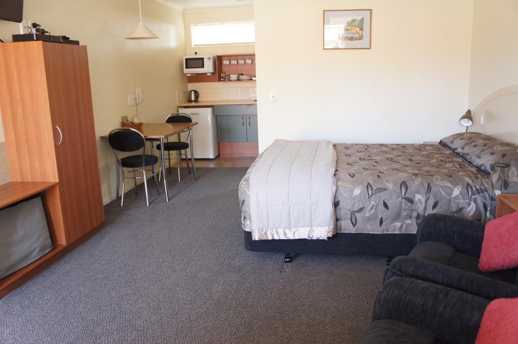 Bks Egmont Motor Lodge Ню Плимут Екстериор снимка