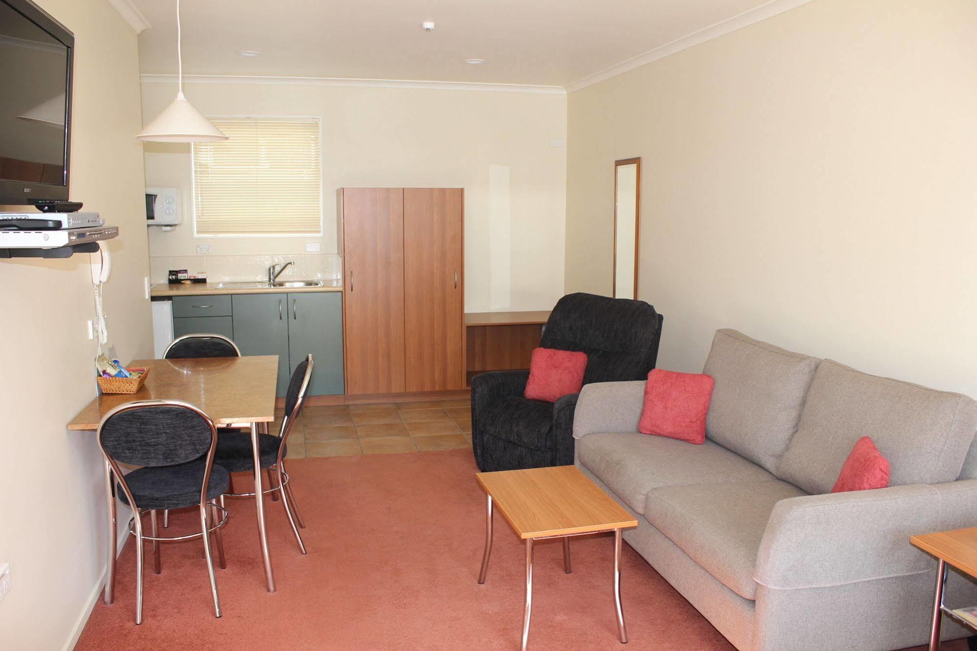 Bks Egmont Motor Lodge Ню Плимут Екстериор снимка