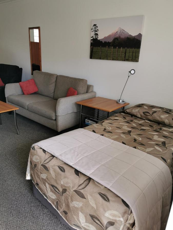 Bks Egmont Motor Lodge Ню Плимут Екстериор снимка
