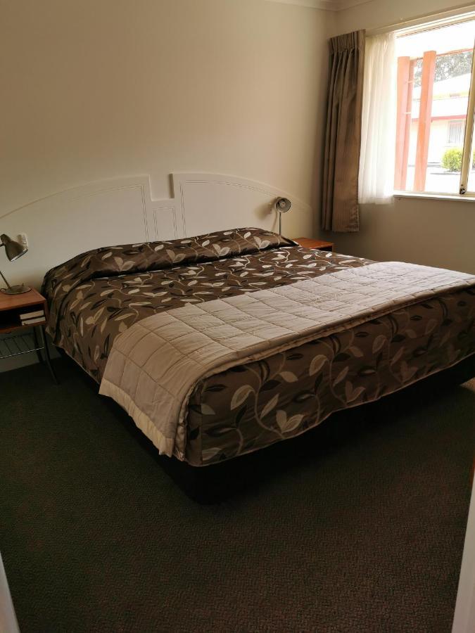 Bks Egmont Motor Lodge Ню Плимут Екстериор снимка